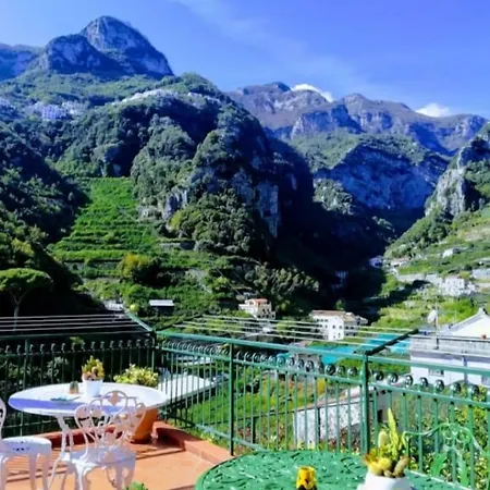 Bed & Breakfast La Valle Delle Ferriere Amalfi