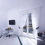 La Valle Delle Ferriere Couette-café